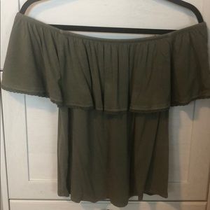 American Eagle off the shoulder shirt